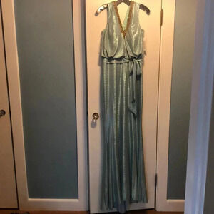NWT Rene Ruiz Stretch Jersey Gown. Size 12